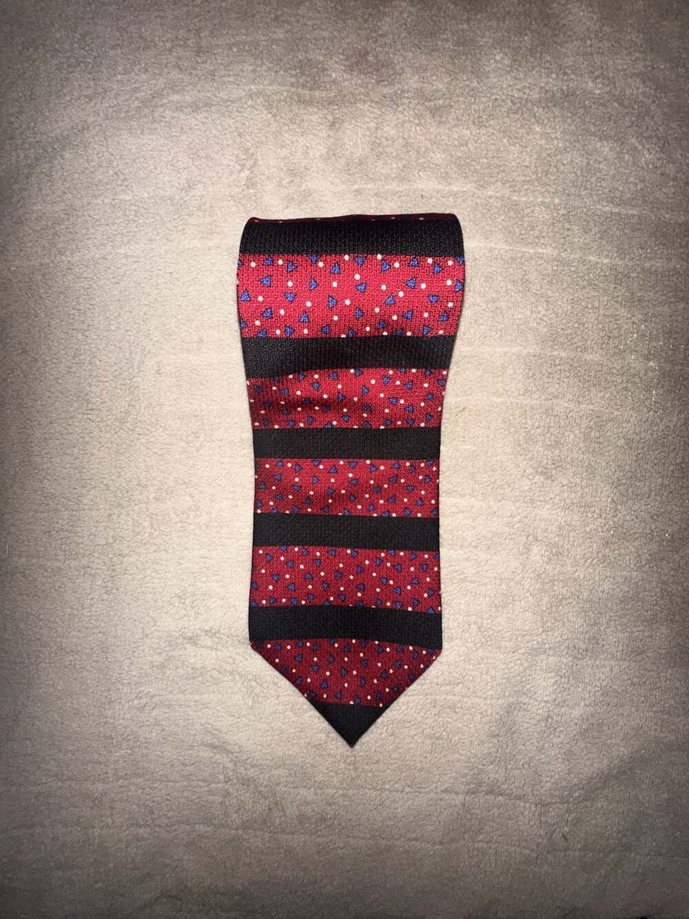 Vintage 1994 Vicky Davis New York 100% Silk Striped Geometric Necktie